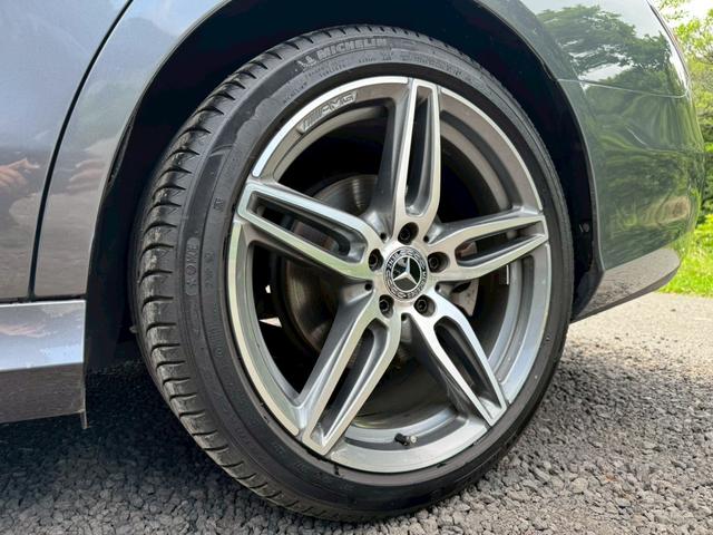 Ｅクラス Ｅ２００　アバンギャルド　ＡＭＧライン　／レザーエクスクルーシブＰＫＧ／黒革／エアバランスＰＫＧ／ダイアモンドグリル／パワートランク／全周囲カメラ／ブルメスターサウンド／純正ナビ／フルセグＴＶ／Ｂｌｕｅｔｏｏｔｈ／全席シートヒーター／ＥＴＣ（31枚目）