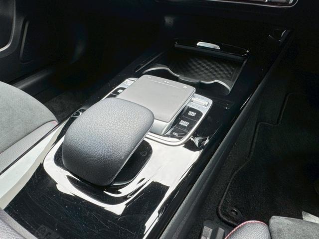 Ａクラス Ａ１８０／スタイル／ＡＭＧライン　レーダークルーズコントロール／コーナーセンサー／ＢＳＭ／シートヒーター／パワーシート／シートメモリ／ＥＴＣ／Ｂｌｕｅｔｏｏｔｈ／バックカメラ／フルセグＴＶ／電動格納ミラー／プッシュスタート（46枚目）