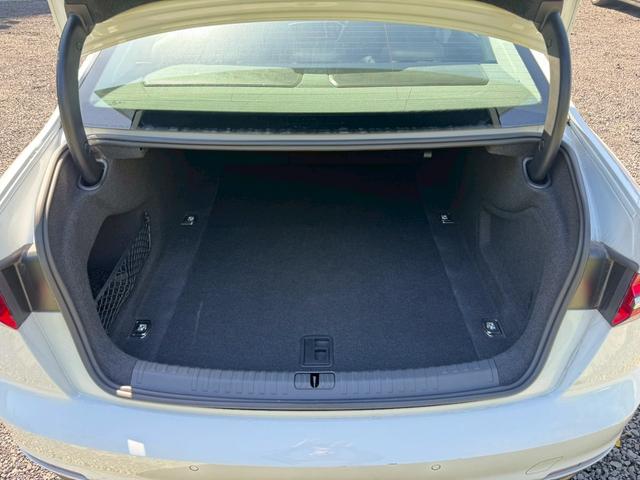 A6 40TDIクワトロスポーツ 全周囲カメラ/レーダークルーズコントロール/コーナーセンサー/シートヒーター/パワーシート/シートメモリ/ETC/Bluetooth/バックカメラ/電動リアゲート/フルセグTV/プッシュスタート(63枚目)