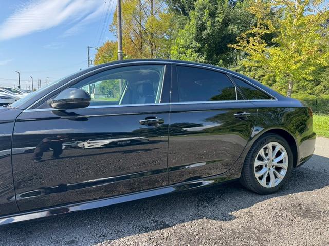 Ａ６ ２．０ＴＦＳＩクワトロ　／サンルーフ／ＬＥＤマトリクスヘッドライト／アシスタンスＰＫＧ／ウォルナットダークブラウンパネル／純正ＭＭＩナビ／ＴＶ／バックカメラ／ＢＯＳＥ／ＥＴＣ／パワーシート／シートメモリー／シートヒーター（8枚目）