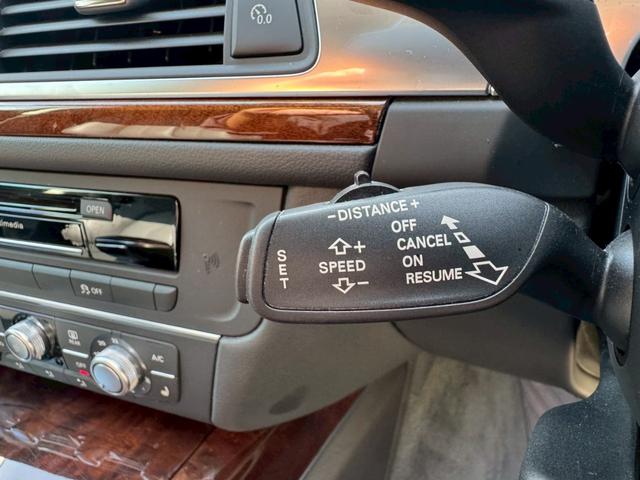 Ａ６ ２．０ＴＦＳＩクワトロ　／サンルーフ／ＬＥＤマトリクスヘッドライト／アシスタンスＰＫＧ／ウォルナットダークブラウンパネル／純正ＭＭＩナビ／ＴＶ／バックカメラ／ＢＯＳＥ／ＥＴＣ／パワーシート／シートメモリー／シートヒーター（41枚目）