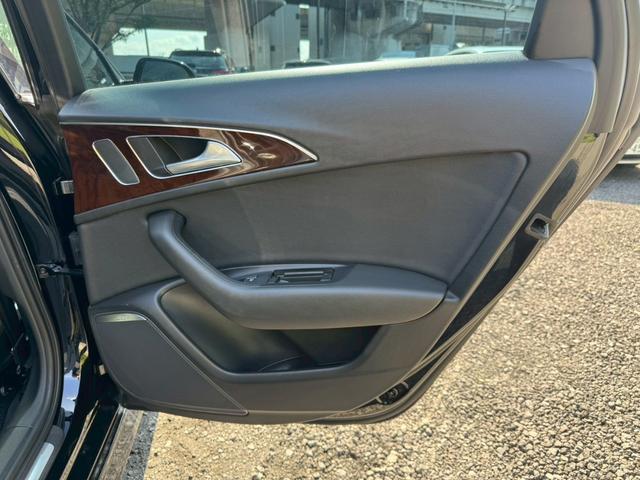 Ａ６ ２．０ＴＦＳＩクワトロ　／サンルーフ／ＬＥＤマトリクスヘッドライト／アシスタンスＰＫＧ／ウォルナットダークブラウンパネル／純正ＭＭＩナビ／ＴＶ／バックカメラ／ＢＯＳＥ／ＥＴＣ／パワーシート／シートメモリー／シートヒーター（57枚目）