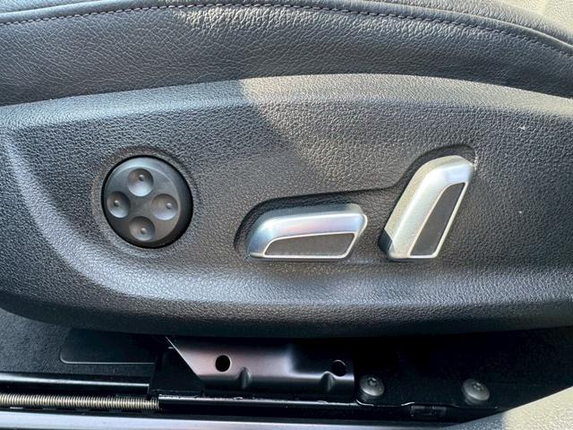 Ａ６ ２．０ＴＦＳＩクワトロ　／サンルーフ／ＬＥＤマトリクスヘッドライト／アシスタンスＰＫＧ／ウォルナットダークブラウンパネル／純正ＭＭＩナビ／ＴＶ／バックカメラ／ＢＯＳＥ／ＥＴＣ／パワーシート／シートメモリー／シートヒーター（71枚目）