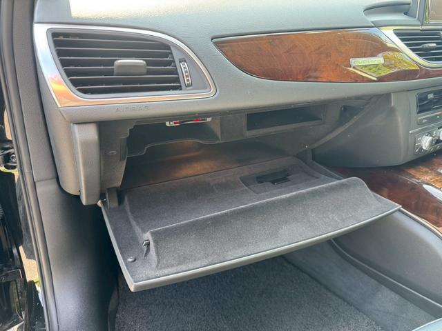 Ａ６ ２．０ＴＦＳＩクワトロ　／サンルーフ／ＬＥＤマトリクスヘッドライト／アシスタンスＰＫＧ／ウォルナットダークブラウンパネル／純正ＭＭＩナビ／ＴＶ／バックカメラ／ＢＯＳＥ／ＥＴＣ／パワーシート／シートメモリー／シートヒーター（74枚目）