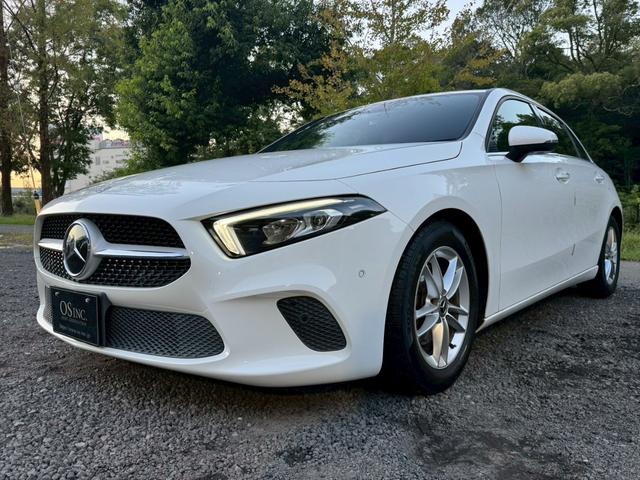 Ａクラス Ａ１８０　スタイル　／レーダーセーフティＰＫＧ／コーナーセンサー／ＢＳＭ／シートヒーター／パワーシート／シートメモリ／ＥＴＣ／Ｂｌｕｅｔｏｏｔｈ／バックカメラ／純正ナビ／フルセグＴＶ／プッシュスタート（5枚目）