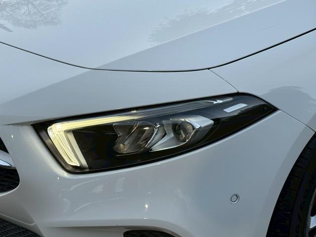 Ａクラス Ａ１８０　スタイル　／レーダーセーフティＰＫＧ／コーナーセンサー／ＢＳＭ／シートヒーター／パワーシート／シートメモリ／ＥＴＣ／Ｂｌｕｅｔｏｏｔｈ／バックカメラ／純正ナビ／フルセグＴＶ／プッシュスタート（7枚目）