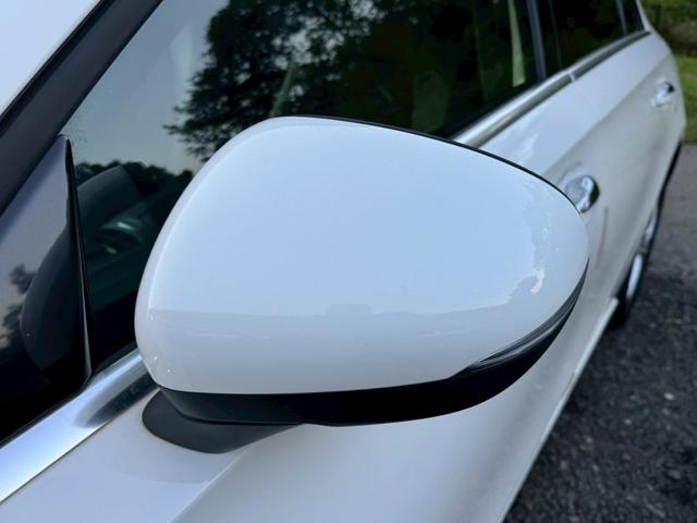 Ａクラス Ａ１８０　スタイル　／レーダーセーフティＰＫＧ／コーナーセンサー／ＢＳＭ／シートヒーター／パワーシート／シートメモリ／ＥＴＣ／Ｂｌｕｅｔｏｏｔｈ／バックカメラ／純正ナビ／フルセグＴＶ／プッシュスタート（9枚目）