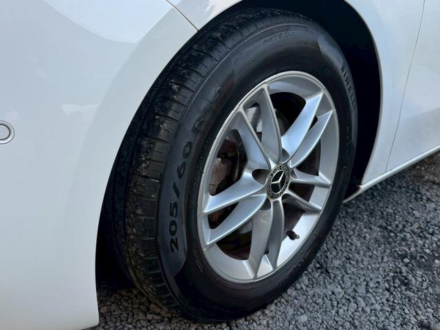 Ａクラス Ａ１８０　スタイル　／レーダーセーフティＰＫＧ／コーナーセンサー／ＢＳＭ／シートヒーター／パワーシート／シートメモリ／ＥＴＣ／Ｂｌｕｅｔｏｏｔｈ／バックカメラ／純正ナビ／フルセグＴＶ／プッシュスタート（10枚目）