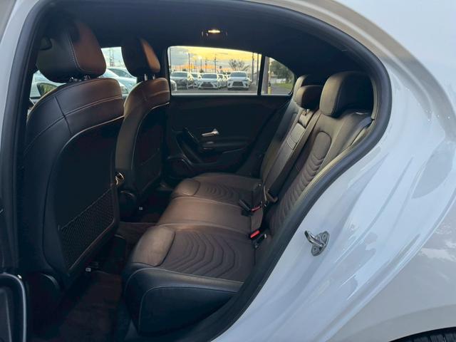 Ａクラス Ａ１８０　スタイル　／レーダーセーフティＰＫＧ／コーナーセンサー／ＢＳＭ／シートヒーター／パワーシート／シートメモリ／ＥＴＣ／Ｂｌｕｅｔｏｏｔｈ／バックカメラ／純正ナビ／フルセグＴＶ／プッシュスタート（67枚目）