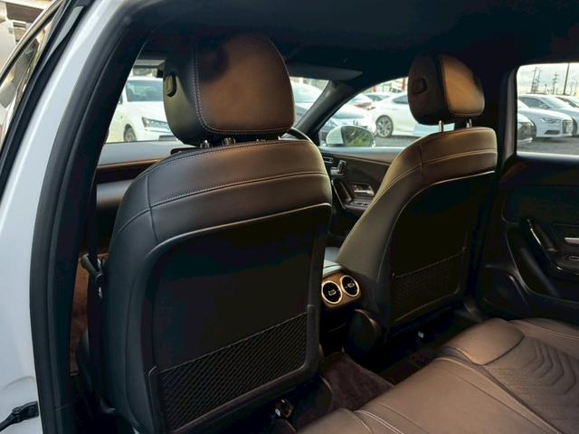 Ａクラス Ａ１８０　スタイル　／レーダーセーフティＰＫＧ／コーナーセンサー／ＢＳＭ／シートヒーター／パワーシート／シートメモリ／ＥＴＣ／Ｂｌｕｅｔｏｏｔｈ／バックカメラ／純正ナビ／フルセグＴＶ／プッシュスタート（70枚目）
