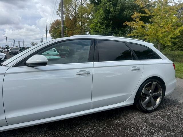 Ａ６アバント ２．８ＦＳＩクワトロ　Ｓラインパッケージ　／クルーズコントロール／コーナーセンサー／ＢＯＳＥサウンド／ＢＬＫレザー／パワーシート／シートヒーター／シートメモリー／純正ナビ／バックカメラ／ＴＶ／Ｂｌｕｅｔｏｏｔｈ／ＥＴＣ／純正２０インチＡＷ（10枚目）