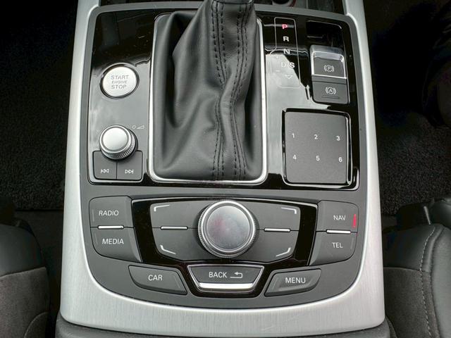 Ａ６アバント ２．８ＦＳＩクワトロ　Ｓラインパッケージ　／クルーズコントロール／コーナーセンサー／ＢＯＳＥサウンド／ＢＬＫレザー／パワーシート／シートヒーター／シートメモリー／純正ナビ／バックカメラ／ＴＶ／Ｂｌｕｅｔｏｏｔｈ／ＥＴＣ／純正２０インチＡＷ（47枚目）