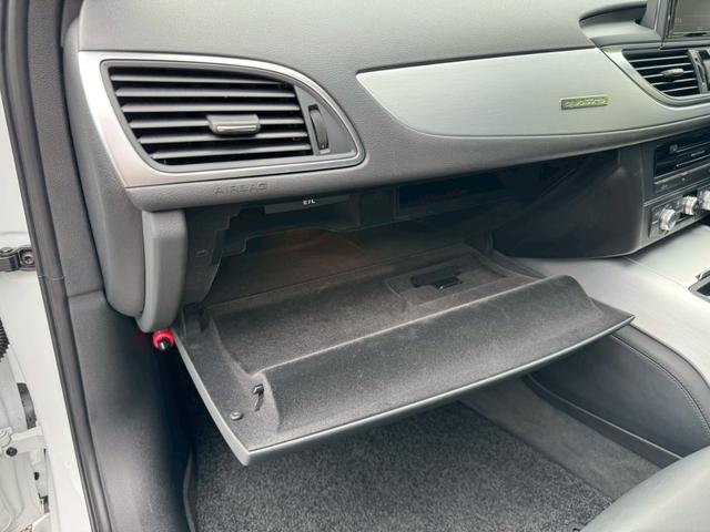 Ａ６アバント ２．８ＦＳＩクワトロ　Ｓラインパッケージ　／クルーズコントロール／コーナーセンサー／ＢＯＳＥサウンド／ＢＬＫレザー／パワーシート／シートヒーター／シートメモリー／純正ナビ／バックカメラ／ＴＶ／Ｂｌｕｅｔｏｏｔｈ／ＥＴＣ／純正２０インチＡＷ（76枚目）