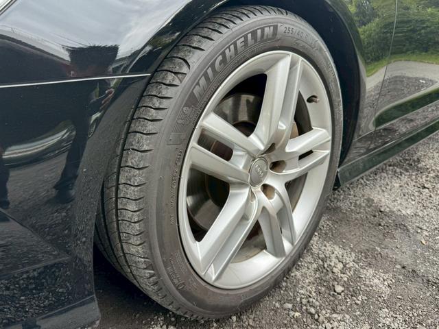 Ａ６ ２．０ＴＦＳＩクワトロ　Ｓラインパッケージ　／マトリクスＬＥＤ／黒革シート／パワーシート／シートヒーター／シートメモリー／純正ナビ／バックカメラ／ＴＶ／ＣＤ・ＤＶＤ／Ｂｌｕｅｔｏｏｔｈ／レーンアシスト／レーダークルーズコントロール／ＥＴＣ２．０（8枚目）