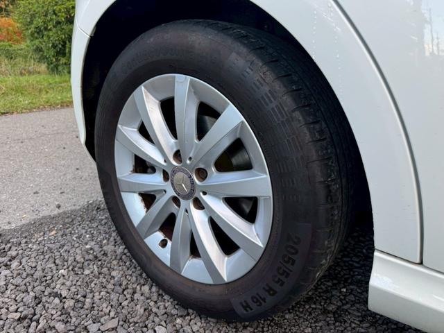 Aクラス A180 /ワンオーナー/レーダーセーフティPKG/純正ナビ/TV/CD・DVD/Bluetooth/バックカメラ/ハーフレザーシート/前席シートヒーター/レーダークルーズコントロール/BSM/ETC(25枚目)