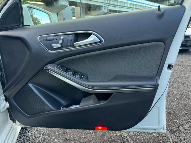 Aクラス A180 /ワンオーナー/レーダーセーフティPKG/純正ナビ/TV/CD・DVD/Bluetooth/バックカメラ/ハーフレザーシート/前席シートヒーター/レーダークルーズコントロール/BSM/ETC(32枚目)