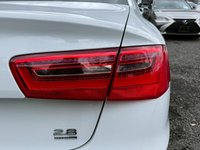 A6 2.8FSIクワトロ Sラインパッケージ /BOSEサウンド/黒革/パワーシート/前席シートヒーター/シートメモリー/純正ナビ/TV/Bluetooth/CD・DVD/バクカメラ/クリアランスソナー/サイドアシスト/レーダークルーズ/ETC(19枚目)