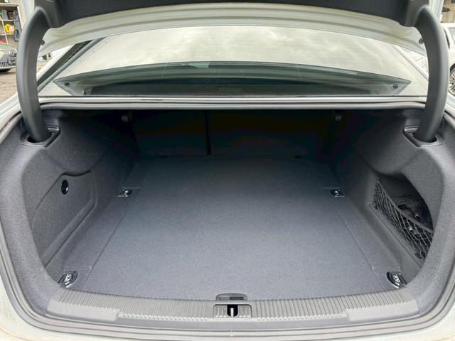 A6 2.8FSIクワトロ Sラインパッケージ /BOSEサウンド/黒革/パワーシート/前席シートヒーター/シートメモリー/純正ナビ/TV/Bluetooth/CD・DVD/バクカメラ/クリアランスソナー/サイドアシスト/レーダークルーズ/ETC(63枚目)