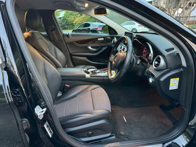 Cクラス C200アバンギャルド /レーダーセーフティPKG/ハーフレザーシート/パワーシート/シートメモリー/シートヒーター/純正ナビ/バックカメラ/TV/Bluetooth/レーダークルーズ/BSM/クリアランスソナー/ETC(36枚目)