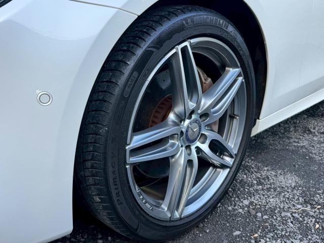 Eクラス E200 アバンギャルド スポーツ /全周囲カメラ/レーダーセーフティPKG/ハーフレザーシート/前席パワーシート・メモリー・ヒーター/純正ナビ/TV/Bluetooth/アンビエントライト/レーダークルーズ/BSM/純正19インチAW(8枚目)