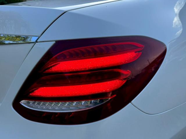 Eクラス E200 アバンギャルド スポーツ /全周囲カメラ/レーダーセーフティPKG/ハーフレザーシート/前席パワーシート・メモリー・ヒーター/純正ナビ/TV/Bluetooth/アンビエントライト/レーダークルーズ/BSM/純正19インチAW(21枚目)