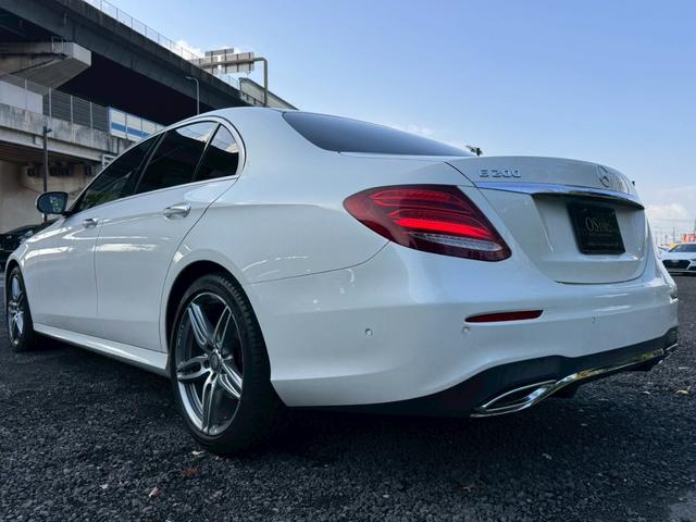 Eクラス E200 アバンギャルド スポーツ /全周囲カメラ/レーダーセーフティPKG/ハーフレザーシート/前席パワーシート・メモリー・ヒーター/純正ナビ/TV/Bluetooth/アンビエントライト/レーダークルーズ/BSM/純正19インチAW(32枚目)