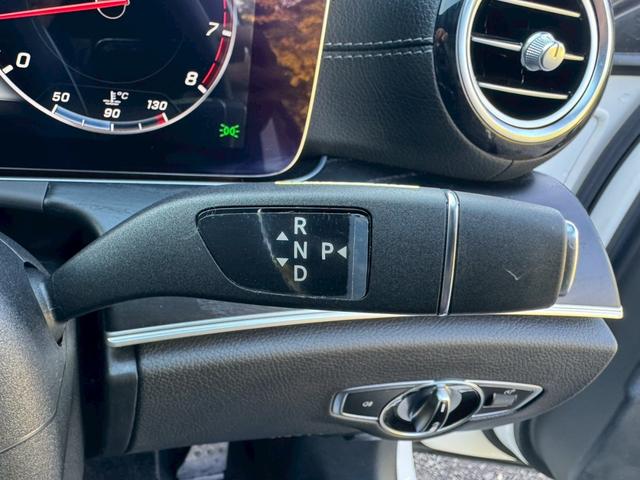 Eクラス E200 アバンギャルド スポーツ /全周囲カメラ/レーダーセーフティPKG/ハーフレザーシート/前席パワーシート・メモリー・ヒーター/純正ナビ/TV/Bluetooth/アンビエントライト/レーダークルーズ/BSM/純正19インチAW(43枚目)