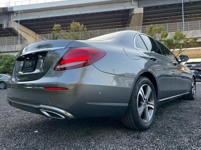 Eクラス E220d アバンギャルド /レザーエクスクルーシブPKG/ワンオーナー/ブルメスター/エアバランスPKG/全周囲カメラ/パワートランク/黒革/前席パワーシート・シートメモリー/全席シートヒーター/アンビエントライト/ETC(25枚目)