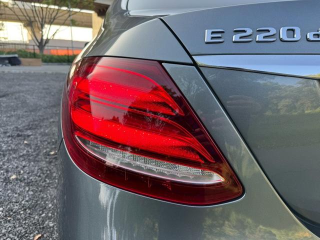 Eクラス E220d アバンギャルド /レザーエクスクルーシブPKG/ワンオーナー/ブルメスター/エアバランスPKG/全周囲カメラ/パワートランク/黒革/前席パワーシート・シートメモリー/全席シートヒーター/アンビエントライト/ETC(29枚目)