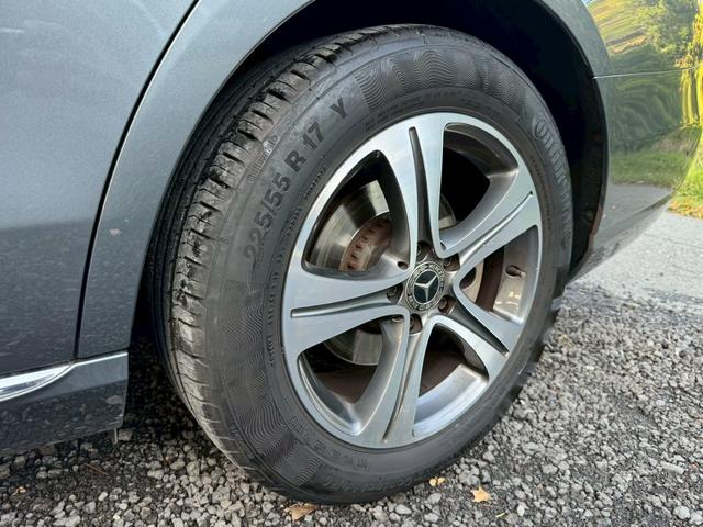 Eクラス E220d アバンギャルド /レザーエクスクルーシブPKG/ワンオーナー/ブルメスター/エアバランスPKG/全周囲カメラ/パワートランク/黒革/前席パワーシート・シートメモリー/全席シートヒーター/アンビエントライト/ETC(31枚目)