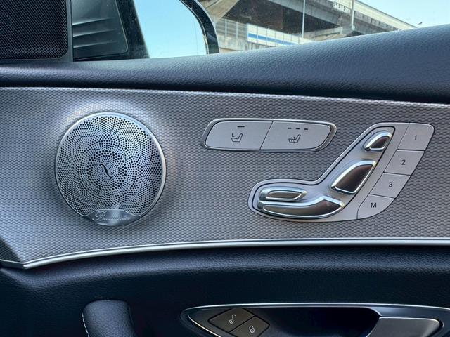 Eクラス E220d アバンギャルド /レザーエクスクルーシブPKG/ワンオーナー/ブルメスター/エアバランスPKG/全周囲カメラ/パワートランク/黒革/前席パワーシート・シートメモリー/全席シートヒーター/アンビエントライト/ETC(33枚目)