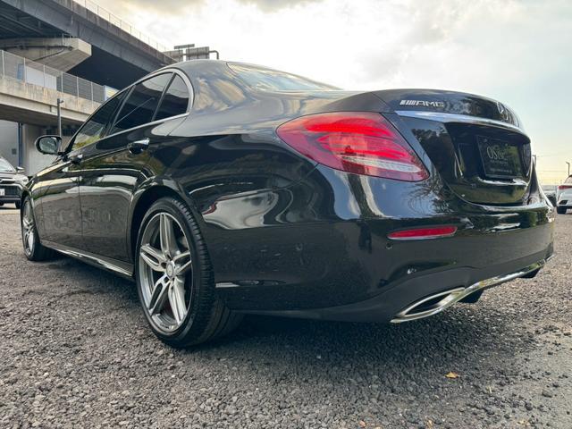 Ｅクラス Ｅ２００　アバンギャルド　スポーツ　／レザーエクスクルーシブＰＫＧ／ブルメスター／エアバランスＰＫＧ／全周囲カメラ／パワートランク／黒革／前席パワーシート・シートメモリー／全席シートヒーター／アンビエントライト／ＥＴＣ／純正１９ＡＷ（27枚目）