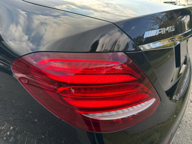 Ｅクラス Ｅ２００　アバンギャルド　スポーツ　／レザーエクスクルーシブＰＫＧ／ブルメスター／エアバランスＰＫＧ／全周囲カメラ／パワートランク／黒革／前席パワーシート・シートメモリー／全席シートヒーター／アンビエントライト／ＥＴＣ／純正１９ＡＷ（29枚目）