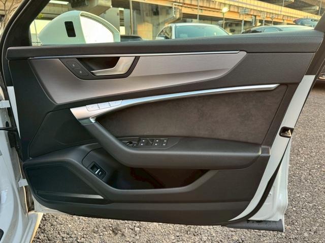 Ａ６ ５５ＴＦＳＩクワトロ　Ｓライン　／ＨＤマトリクスＬＥＤ／バーチャルコックピット／黒革レザー／純正ナビ／Ｂｌｕｅｔｏｏｔｈ／フルセグＴＶ／全周囲カメラ／シートヒーター／ＡＣＣ／ＬＫＡ／ＬＤＷ／ＢＳＭ／ＥＴＣ２．０／２０インチＯＰＡＷ（29枚目）