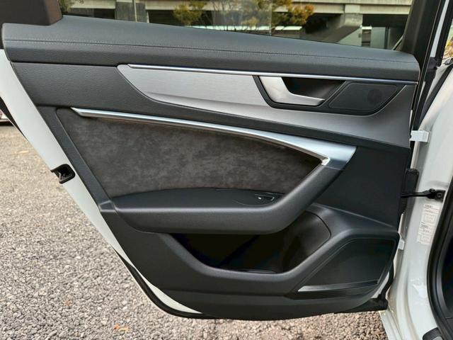 Ａ６ ５５ＴＦＳＩクワトロ　Ｓライン　／ＨＤマトリクスＬＥＤ／バーチャルコックピット／黒革レザー／純正ナビ／Ｂｌｕｅｔｏｏｔｈ／フルセグＴＶ／全周囲カメラ／シートヒーター／ＡＣＣ／ＬＫＡ／ＬＤＷ／ＢＳＭ／ＥＴＣ２．０／２０インチＯＰＡＷ（61枚目）