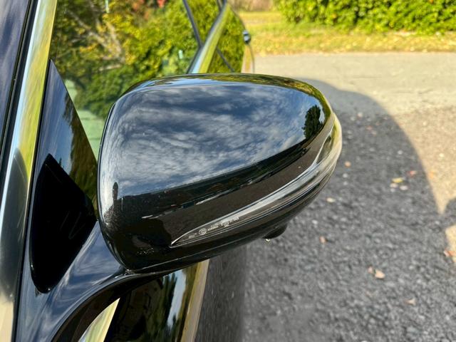 Ｅクラス Ｅ２００　アバンギャルド　スポーツ　／レザーエクスクルーシブＰＫＧ／ブルメスター／エアバランスＰＫＧ／全周囲カメラ／パワートランク／黒革／前席パワーシート・シートメモリー／全席シートヒーター／アンビエントライト／ＥＴＣ／純正１９ＡＷ（7枚目）