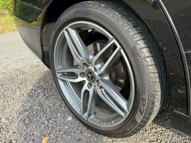 Ｅクラス Ｅ２００　アバンギャルド　スポーツ　／レザーエクスクルーシブＰＫＧ／ブルメスター／エアバランスＰＫＧ／全周囲カメラ／パワートランク／黒革／前席パワーシート・シートメモリー／全席シートヒーター／アンビエントライト／ＥＴＣ／純正１９ＡＷ（24枚目）