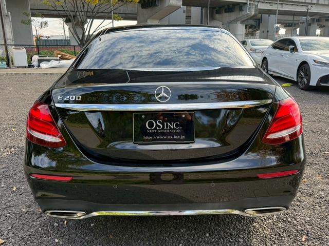 Ｅクラス Ｅ２００　アバンギャルド　スポーツ　／レザーエクスクルーシブＰＫＧ／ブルメスター／エアバランスＰＫＧ／全周囲カメラ／パワートランク／黒革／前席パワーシート・シートメモリー／全席シートヒーター／アンビエントライト／ＥＴＣ／純正１９ＡＷ（30枚目）