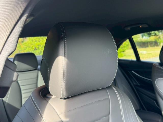 Ｅクラス Ｅ２００　アバンギャルド　スポーツ　／レザーエクスクルーシブＰＫＧ／ブルメスター／エアバランスＰＫＧ／全周囲カメラ／パワートランク／黒革／前席パワーシート・シートメモリー／全席シートヒーター／アンビエントライト／ＥＴＣ／純正１９ＡＷ（36枚目）