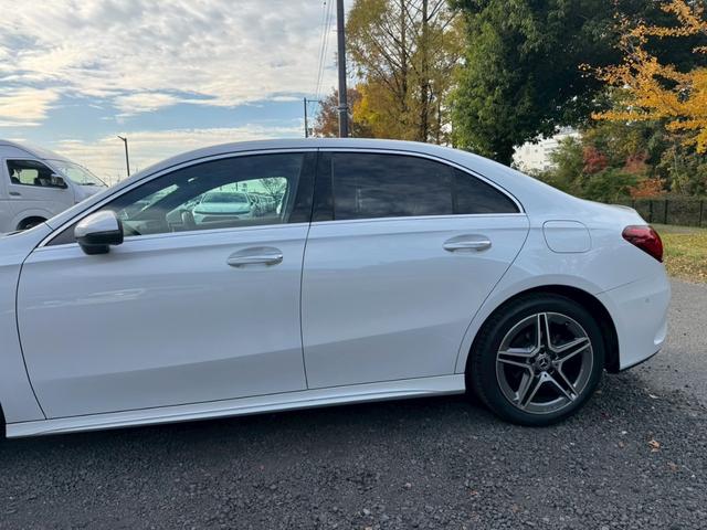 Ａクラスセダン Ａ１８０　スタイルセダン　ＡＭＧライン　／ワンオーナー／レーダーセーフティＰＫＧ／ナビゲーションＰＫＧ／ハーフレザーシート／前席パワーシート・メモリー・ヒーター／純正ナビ／バックカメラ／フルセグＴＶ／Ｂｌｕｅｔｏｏｔｈ／ＥＴＣ（13枚目）