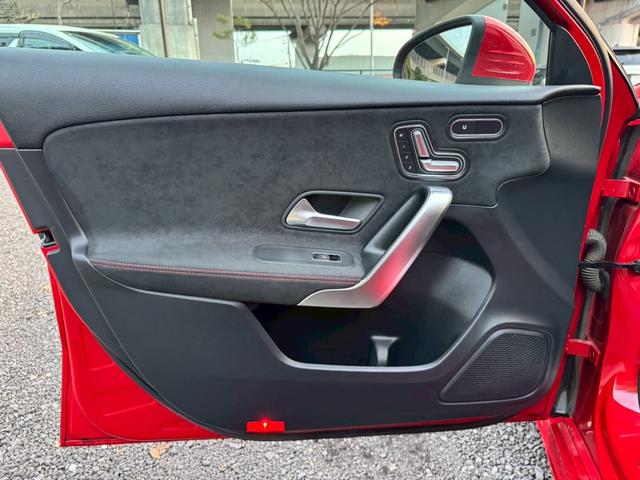 MERCEDES BENZ A-CLASS A180 STYLE AMG LINE