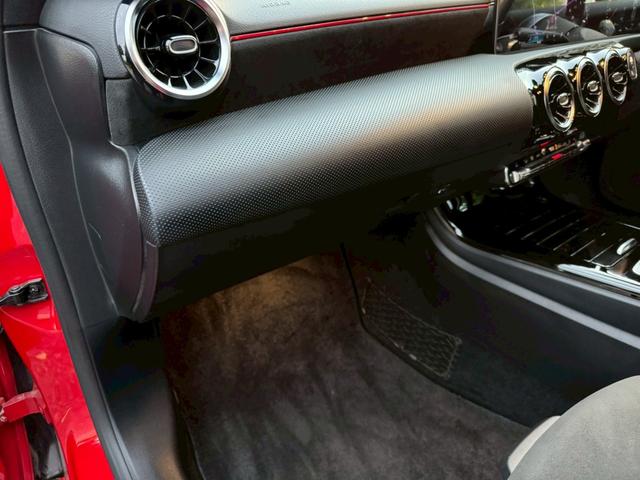 MERCEDES BENZ A-CLASS A180 STYLE AMG LINE