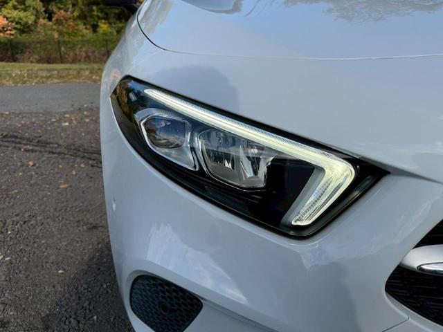 Aクラスセダン A200d セダン /ワンオーナー/レーダーセーフティPKG/ナビゲーションPKG/パワーシート/シートヒーター/シートメモリー/純正ナビ/フルセグTV/Bluetooth/BSM/クリアランスソナー/ETC/純正AW(14枚目)