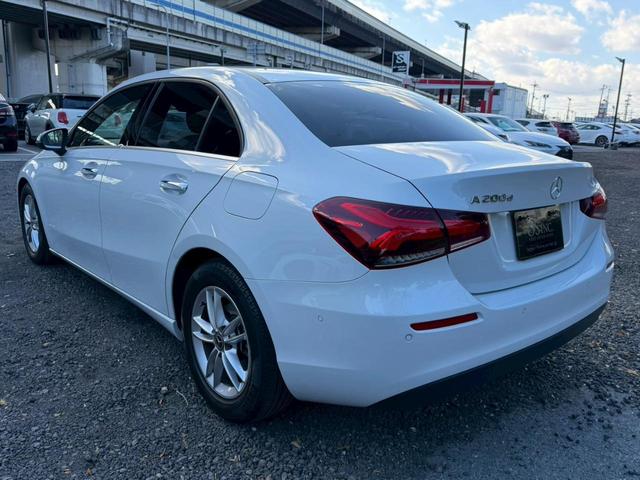 Aクラスセダン A200d セダン /ワンオーナー/レーダーセーフティPKG/ナビゲーションPKG/パワーシート/シートヒーター/シートメモリー/純正ナビ/フルセグTV/Bluetooth/BSM/クリアランスソナー/ETC/純正AW(30枚目)