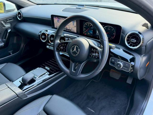 Aクラスセダン A200d セダン /ワンオーナー/レーダーセーフティPKG/ナビゲーションPKG/パワーシート/シートヒーター/シートメモリー/純正ナビ/フルセグTV/Bluetooth/BSM/クリアランスソナー/ETC/純正AW(41枚目)