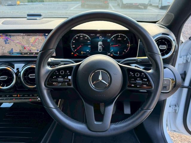 Aクラスセダン A200d セダン /ワンオーナー/レーダーセーフティPKG/ナビゲーションPKG/パワーシート/シートヒーター/シートメモリー/純正ナビ/フルセグTV/Bluetooth/BSM/クリアランスソナー/ETC/純正AW(42枚目)