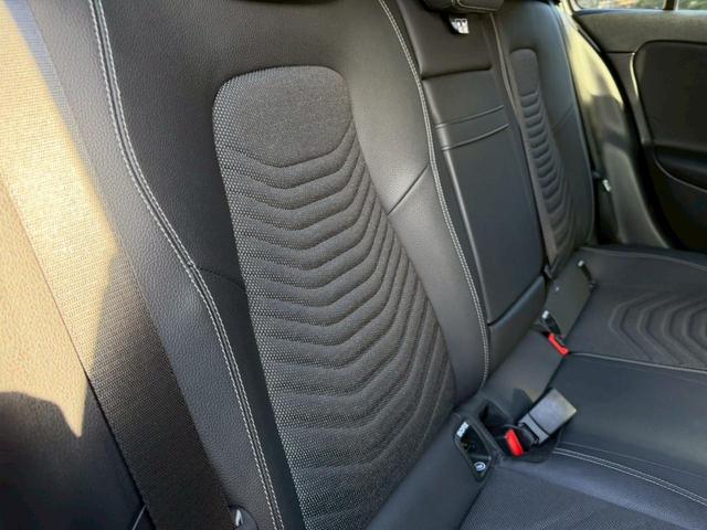 Aクラスセダン A200d セダン /ワンオーナー/レーダーセーフティPKG/ナビゲーションPKG/パワーシート/シートヒーター/シートメモリー/純正ナビ/フルセグTV/Bluetooth/BSM/クリアランスソナー/ETC/純正AW(62枚目)