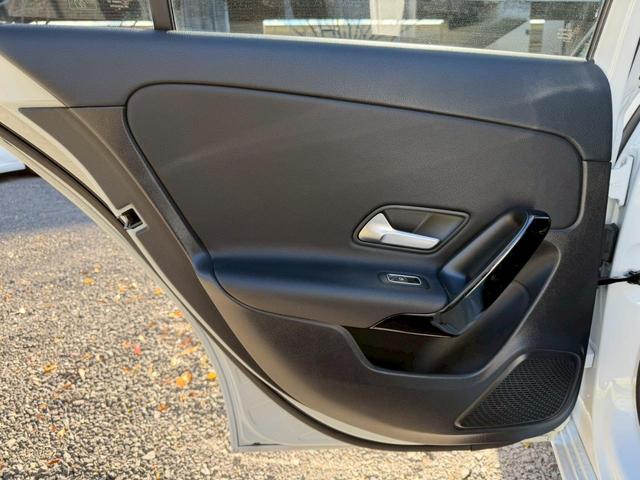 Aクラスセダン A200d セダン /ワンオーナー/レーダーセーフティPKG/ナビゲーションPKG/パワーシート/シートヒーター/シートメモリー/純正ナビ/フルセグTV/Bluetooth/BSM/クリアランスソナー/ETC/純正AW(67枚目)