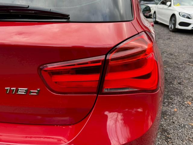 １シリーズ １１８ｄ　スタイル　／クルーズコントロール／コーナーセンサー／シートヒーター／ＥＴＣ／Ｂｌｕｅｔｏｏｔｈ／バックカメラ／純正ナビ／電動格納ミラー／プッシュスタート／Ｗエアコン／ＬＥＤヘッドライト／ＵＳＢ／ＨＤＤナビ（23枚目）