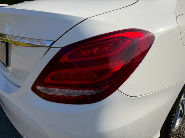 Ｃクラス Ｃ２００アバンギャルド　ＡＭＧライン　／レーダーセーフティＰＫＧ／ブラインドスポットアシスト／パワーシート／シートヒーター／シートメモリー／純正ナビ／Ｂｌｕｅｔｏｏｔｈ／ＣＤ・ＤＶＤ／フルセグＴＶ／レーダークルーズ／純正ＡＷ（26枚目）